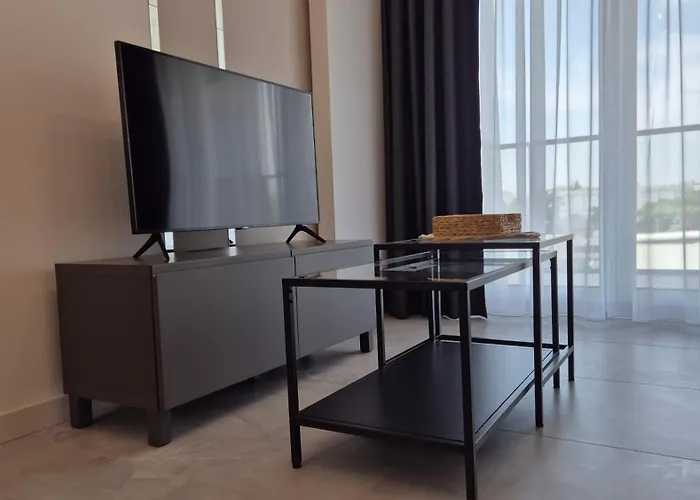 דירה Towarowa Flowers Apartment, Free Parking, Air-conditioning, Self Check-in 24h *