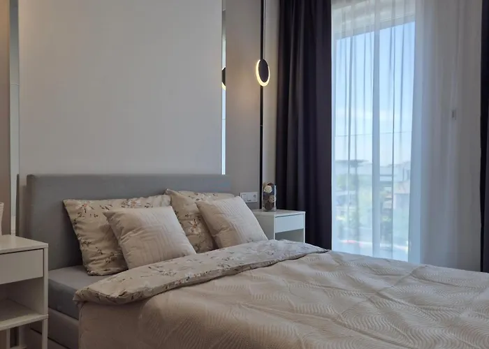 דירה Towarowa Flowers Apartment, Free Parking, Air-conditioning, Self Check-in 24h *