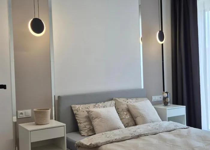 Towarowa Flowers Apartment, Free Parking, Air-conditioning, Self Check-in 24h Apartment *