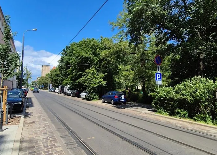 Towarowa Flowers Apartment, Free Parking, Air-conditioning, Self Check-in 24h Apartment Posen